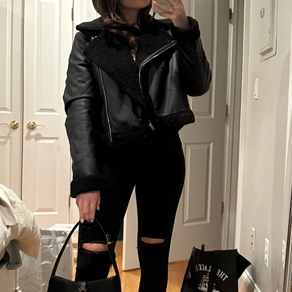 Hollister women’s moto jacket (leather)